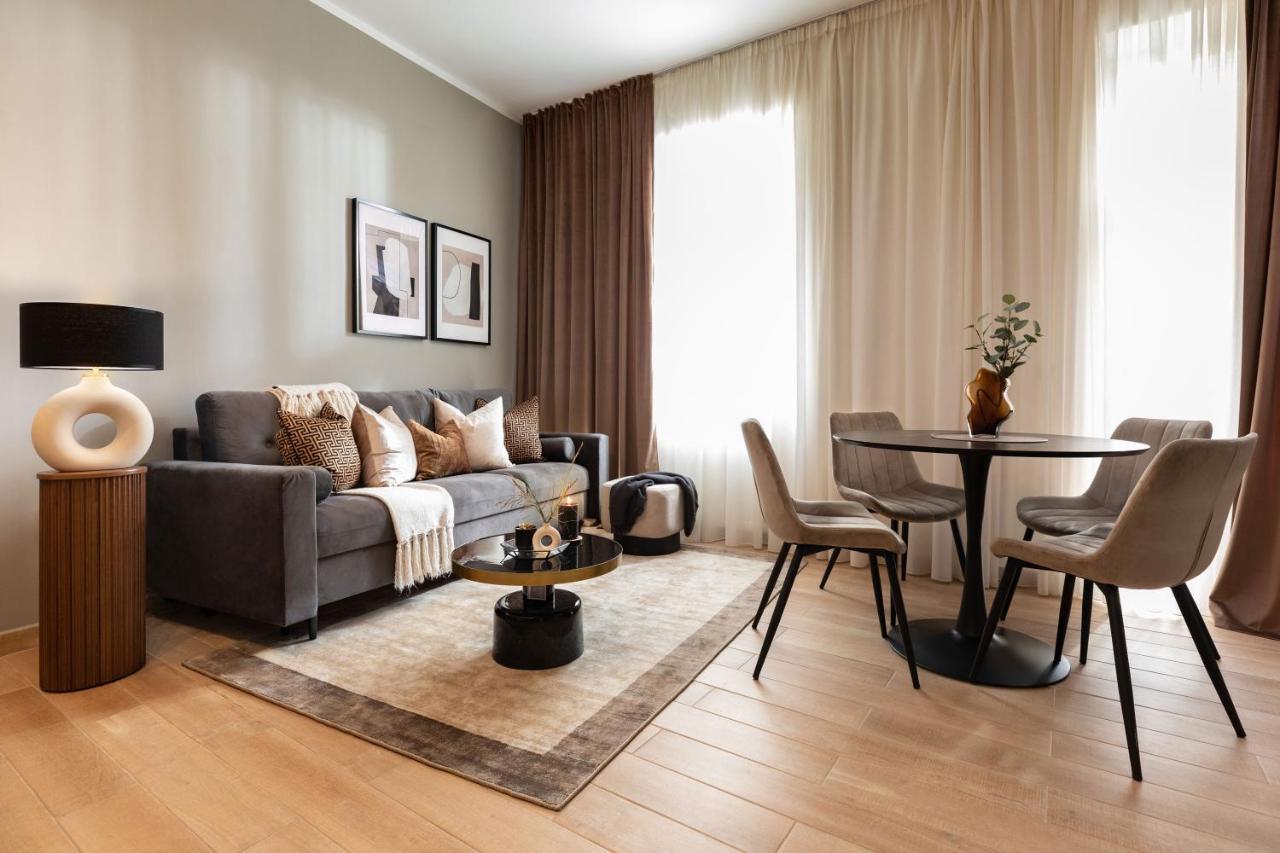 Apartament Qult - Misty Night Bukareszt Zewnętrze zdjęcie