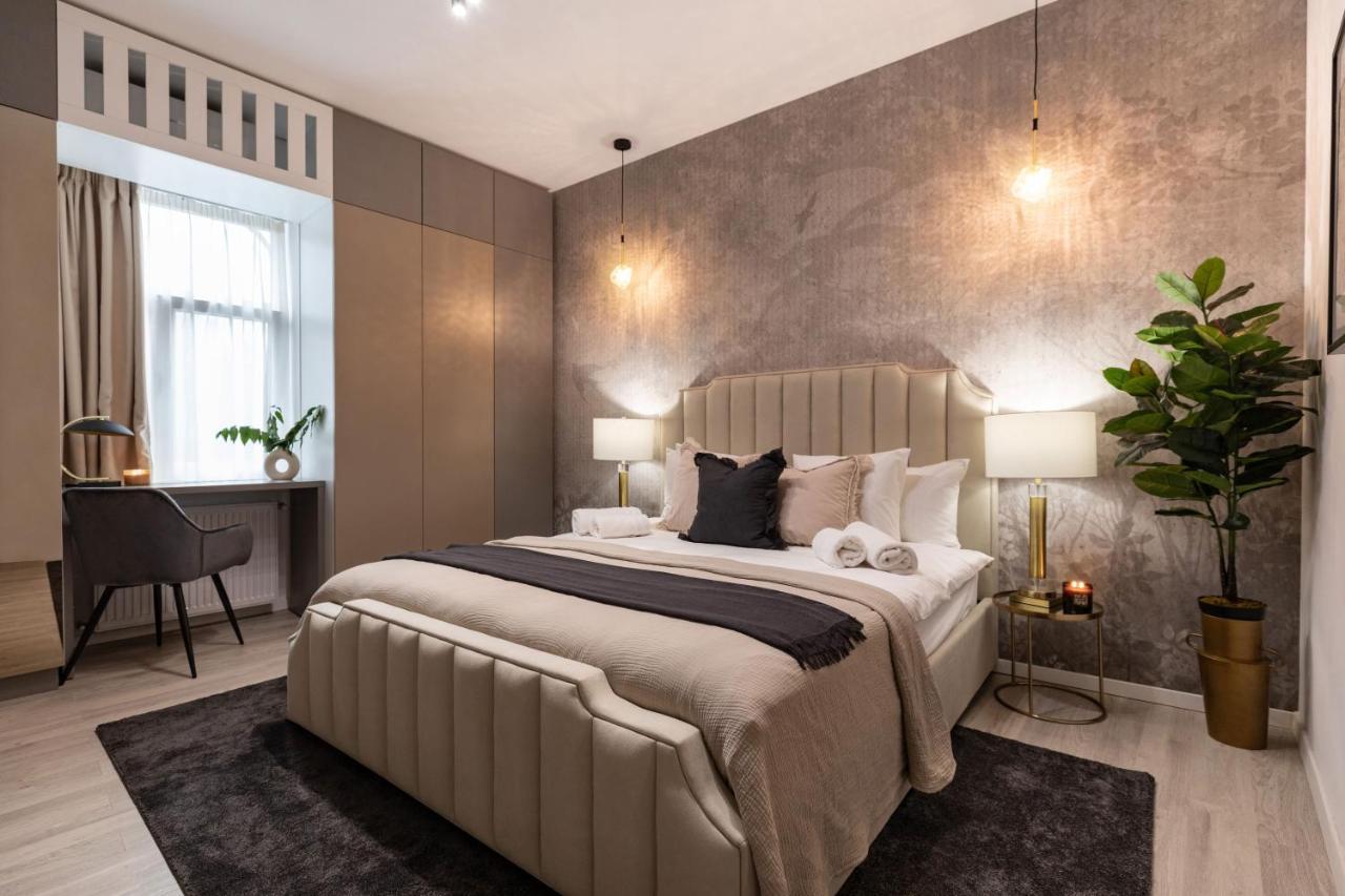 Apartament Qult - Misty Night Bukareszt Zewnętrze zdjęcie